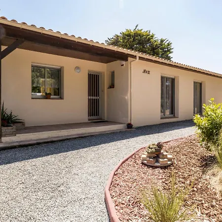 Spacieux Avec Jardin Clos Et Acces A 100m, Proche Commerces - - Fr-1-306-1049 別荘 *